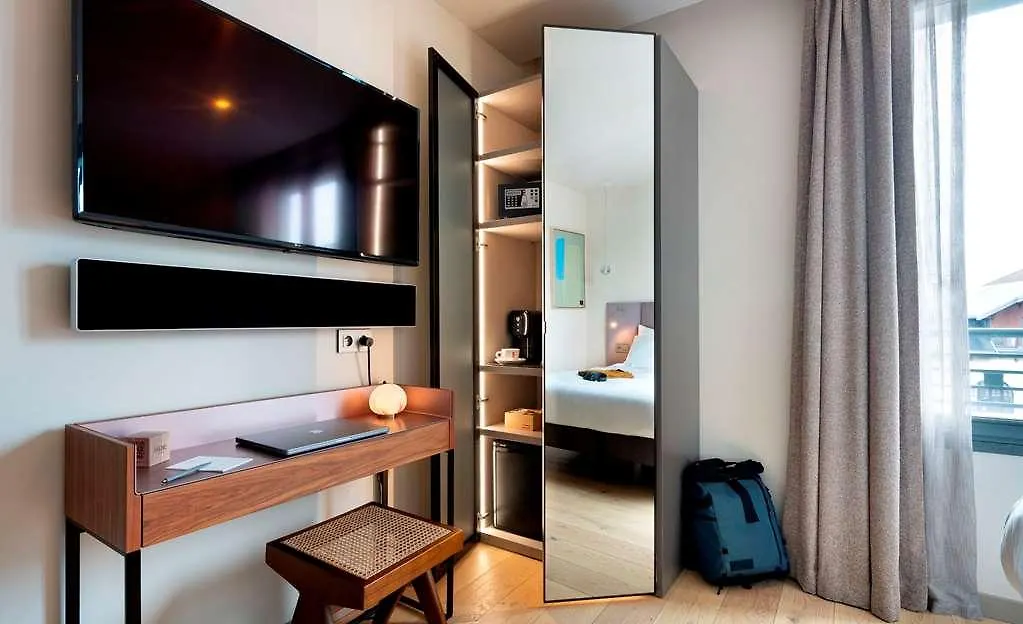 Hebe Hotel Annecy 0*,
