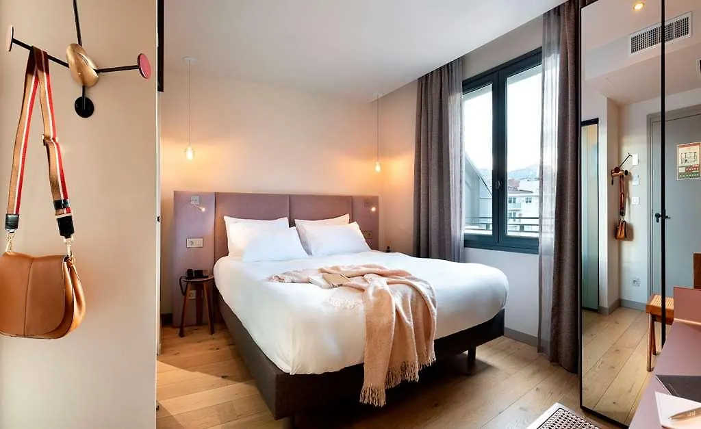 Hebe Hotel Annecy